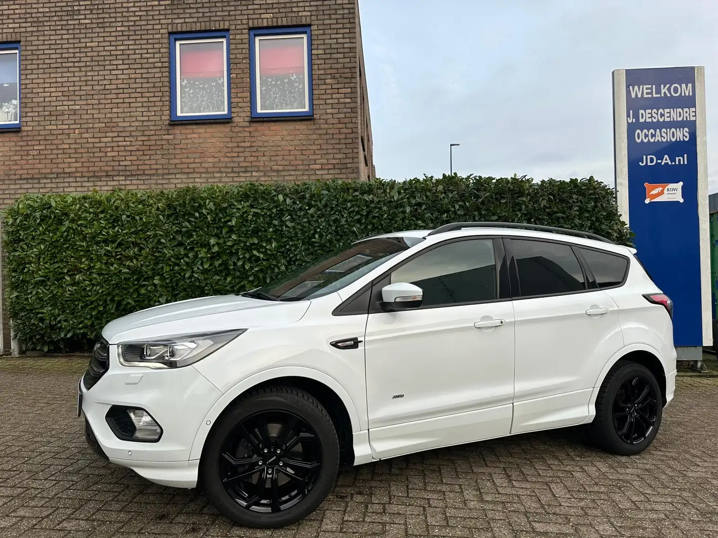 Ford Kuga 1.5 EcoBoost ST Line Climate C, Cruise C, Navigati Blanc - 1