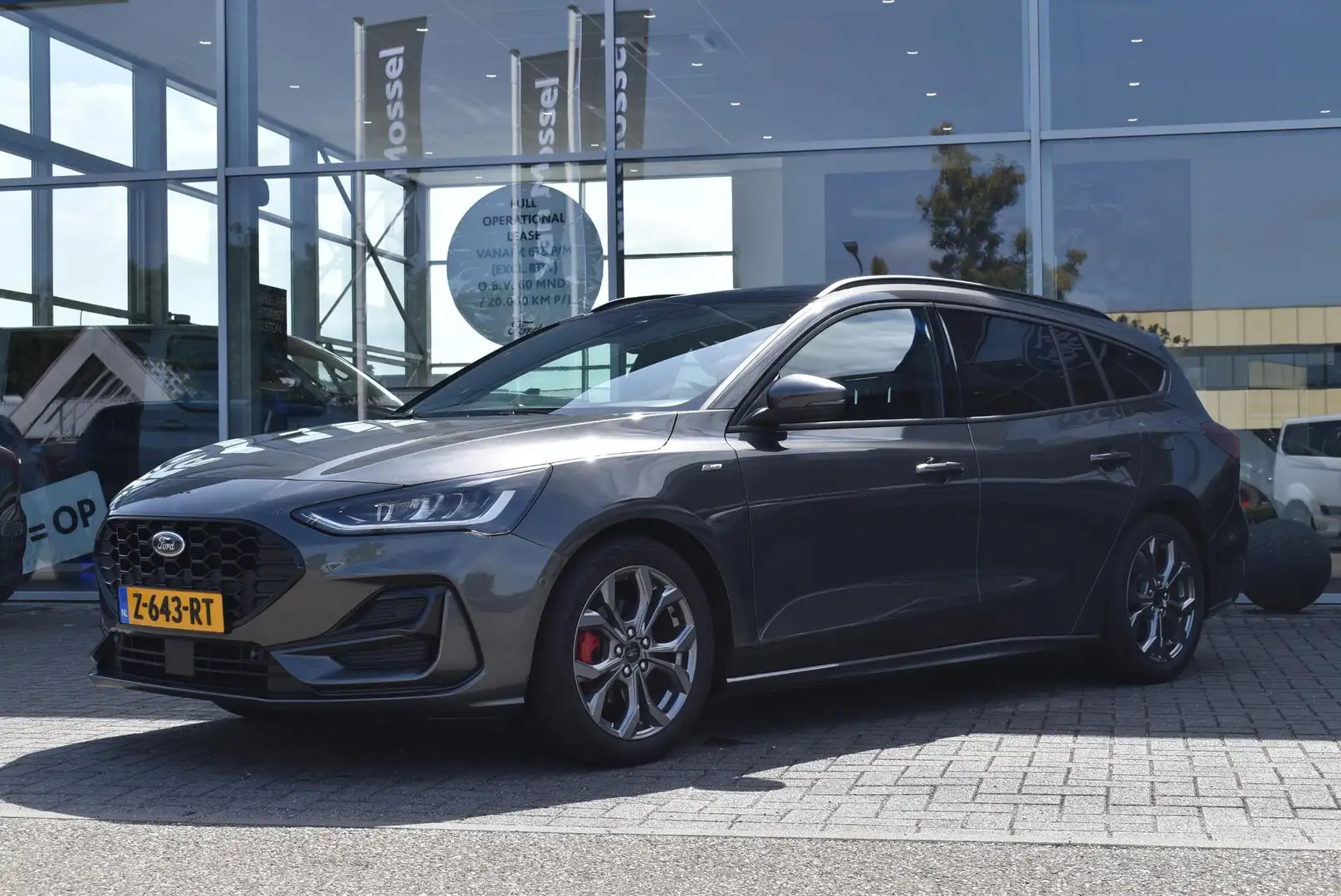 Ford Focus Wagon 1.0 EcoBoost Hybrid ST Line X | Climate Cont Grau - 1