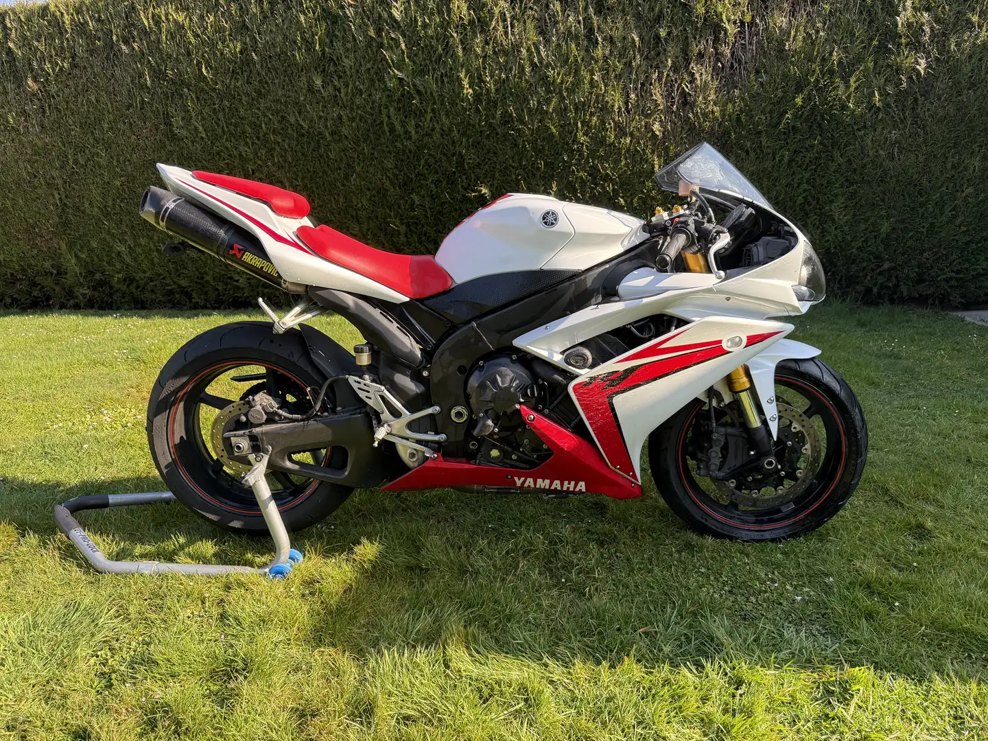 Yamaha YZF-R1 Akrapovic - 1