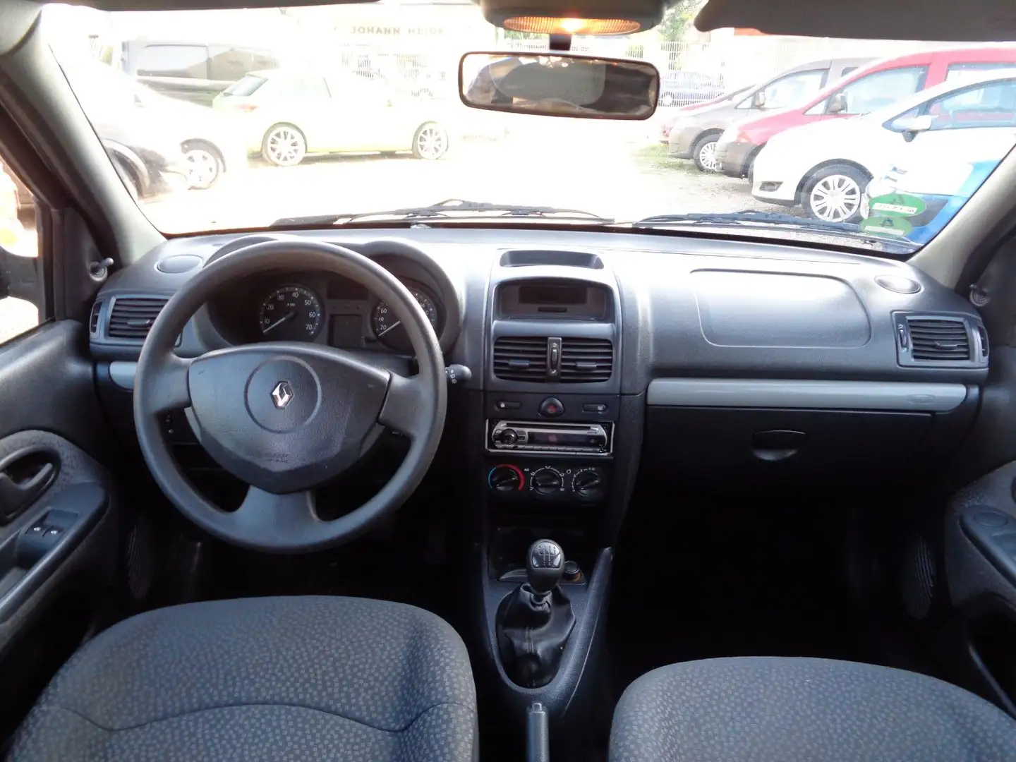 Renault Clio II Campus Schwarz - 2