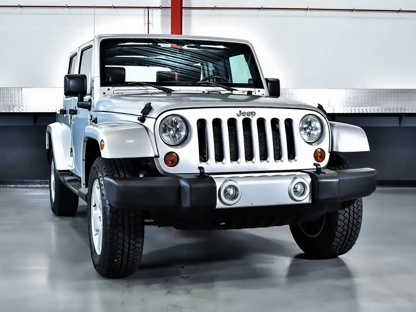 Jeep Wrangler Sahara 3.8L V6 Argent - 2