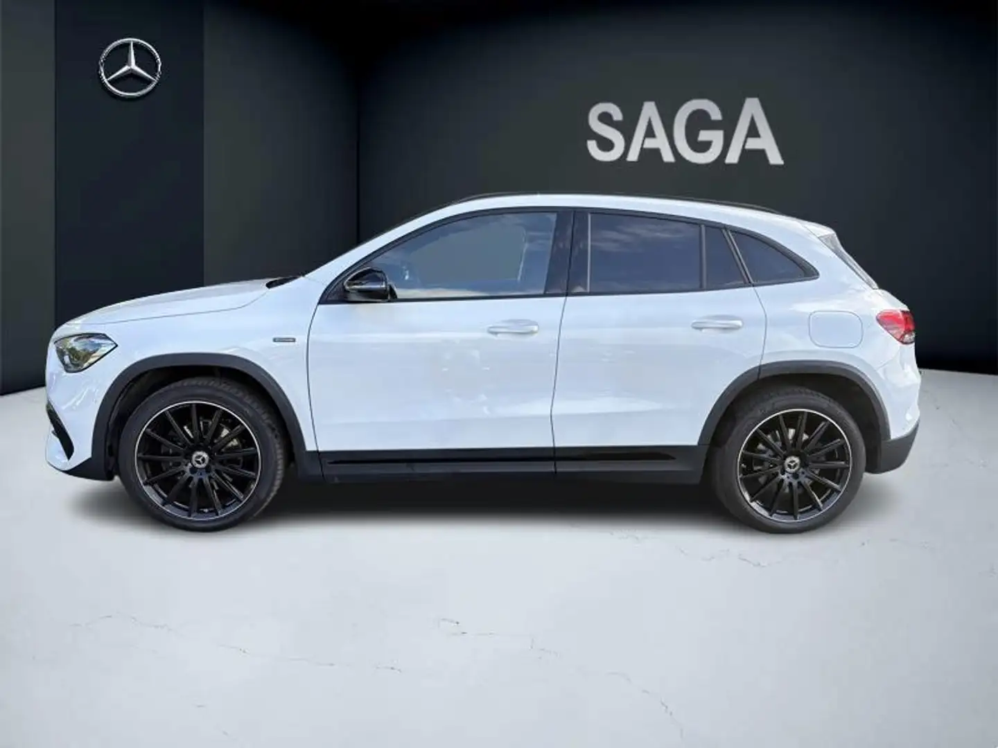 Mercedes-Benz GLA 250 250 e AMG Pack Night Toit Pano Alb - 2