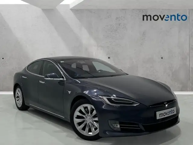 Tesla Model S 90D