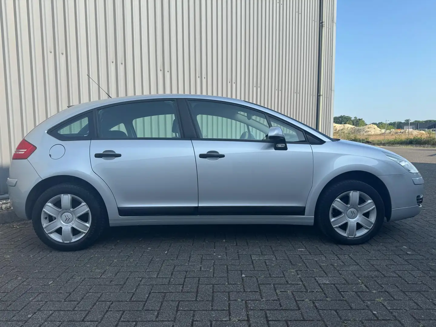Citroen C4 1.6-16V Image | PANO |PDC | AIRCO | CRUISE | 2E EI Gris - 2