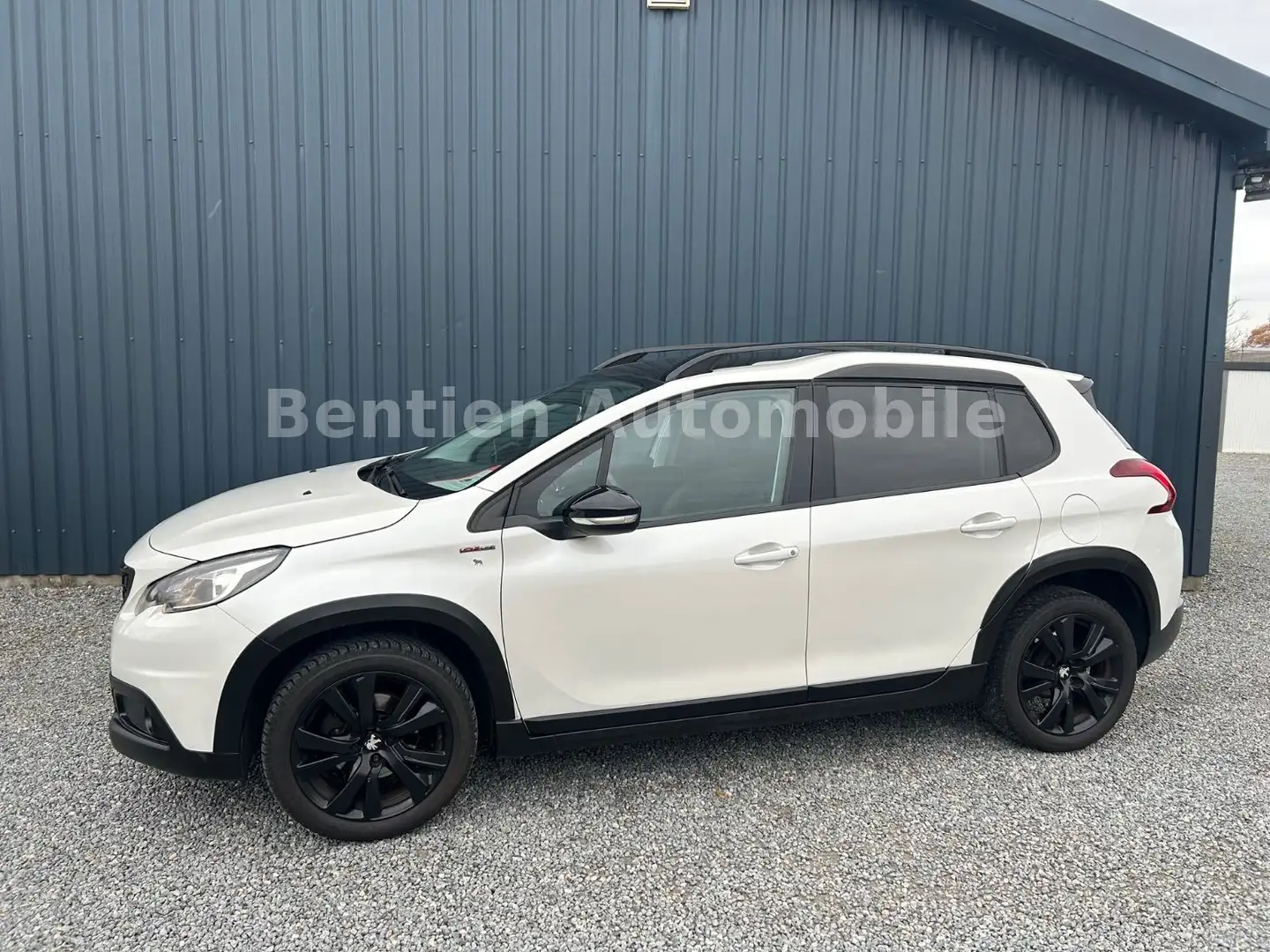 Peugeot 2008 GT-Line Klima,Navi,SHZ,Kamera,Panorama Weiß - 1