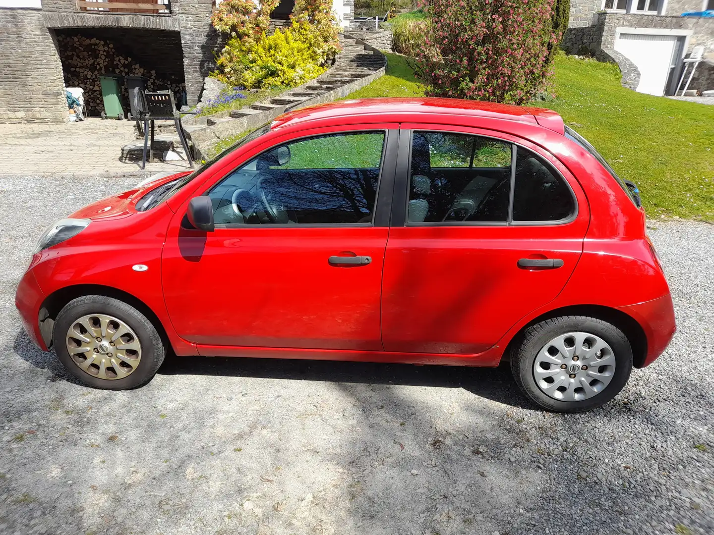 Nissan Micra 1.2i+Visia crvena - 1