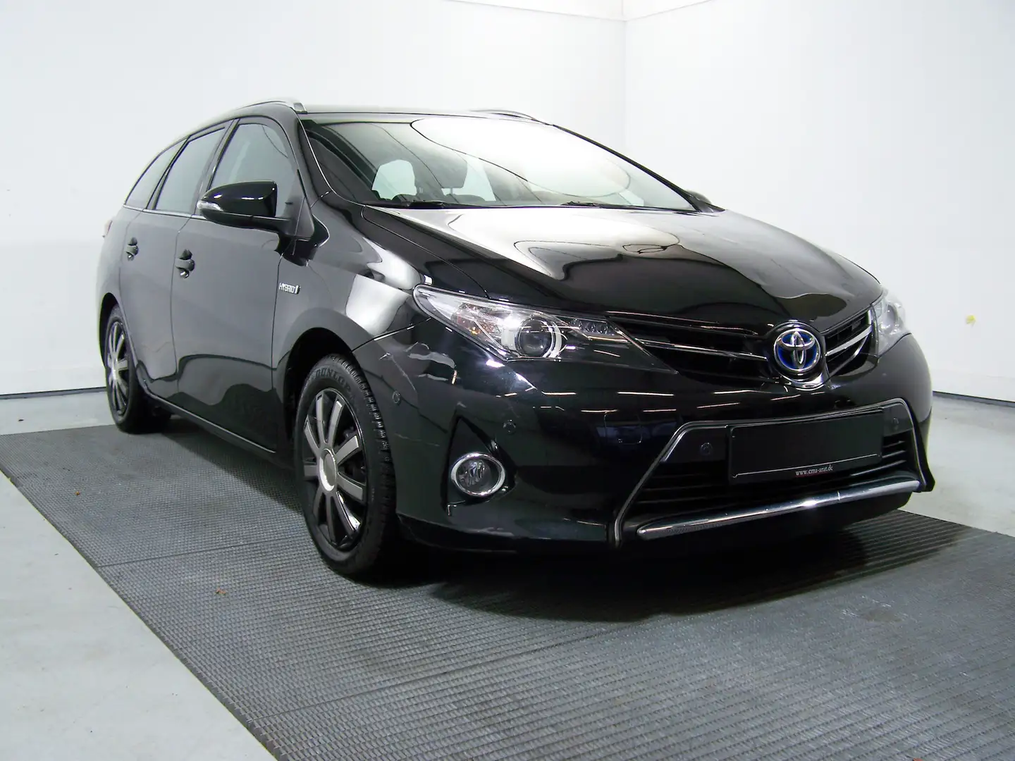 Toyota Auris Hybrid Life+KAMERA+PDC+SHZ Schwarz - 2