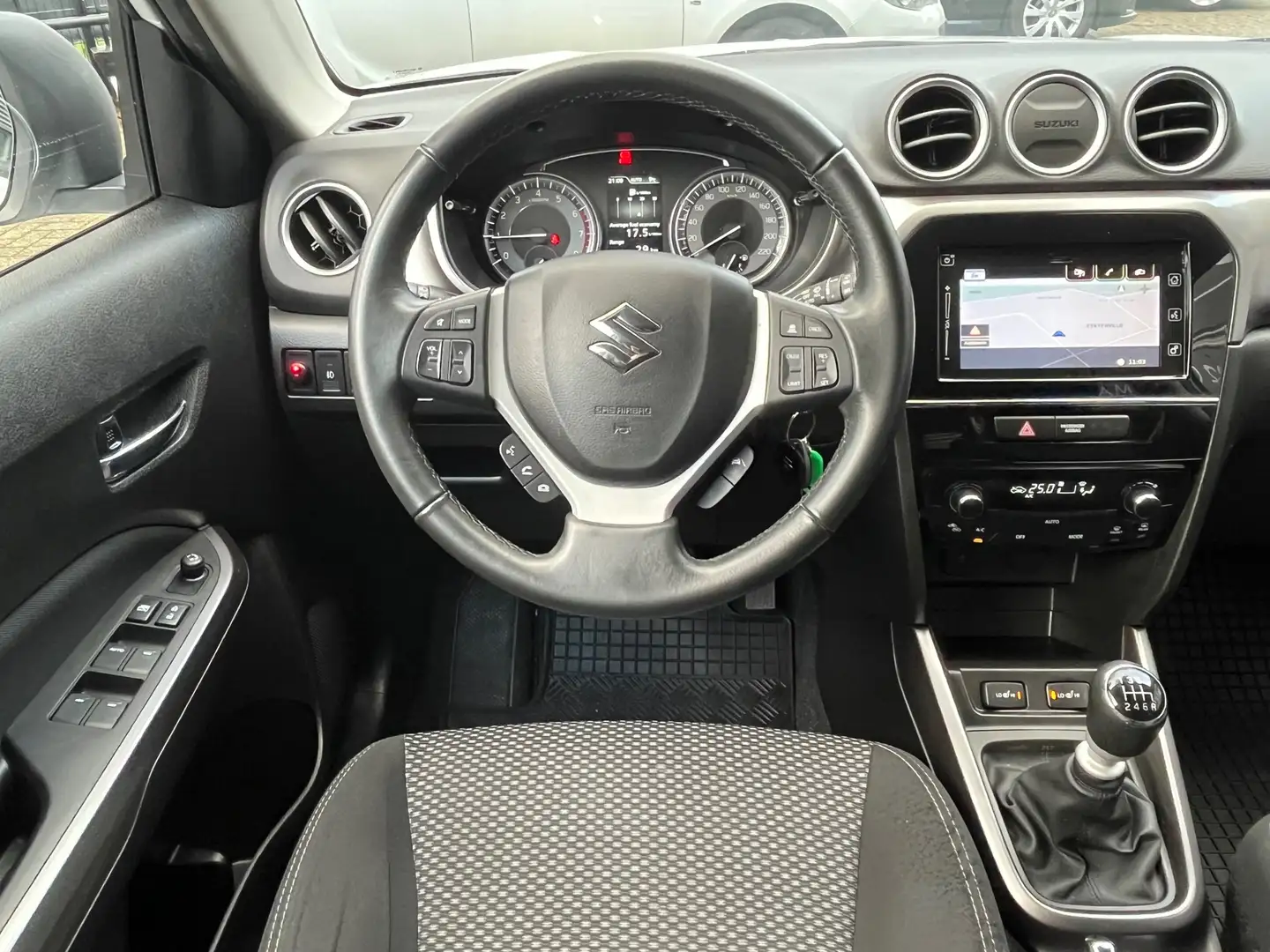 Suzuki Vitara 1.4 129PK Boosterjet Smart Hybrid AllGrip Navi,Cli Wit - 2
