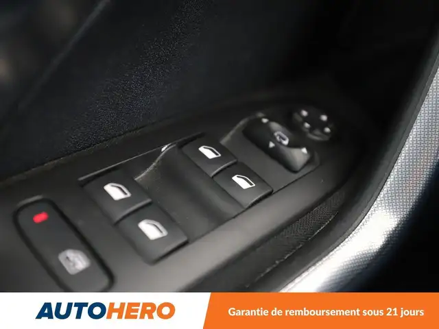 Peugeot 2008 view 30
