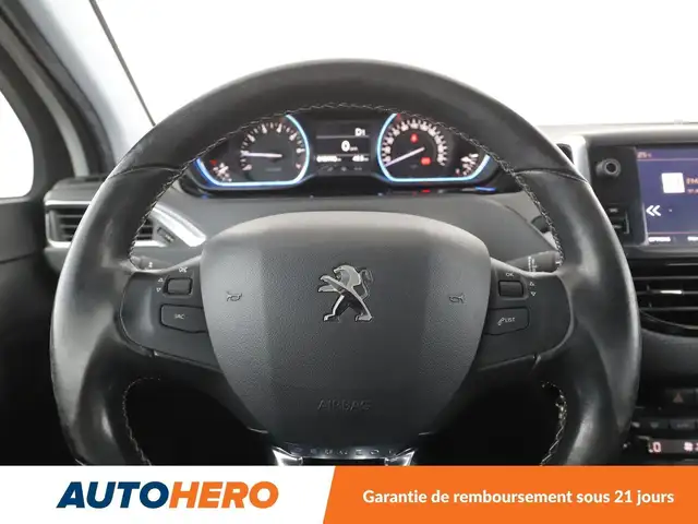 Peugeot 2008 view 17