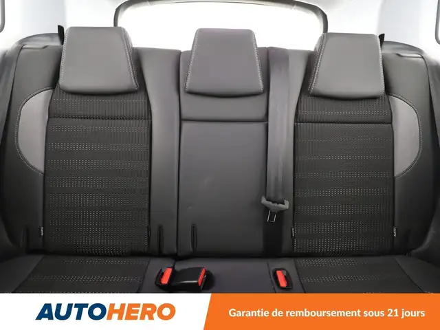 Peugeot 2008 view 14
