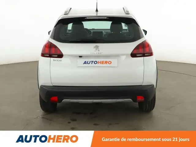 Peugeot 2008 view 5