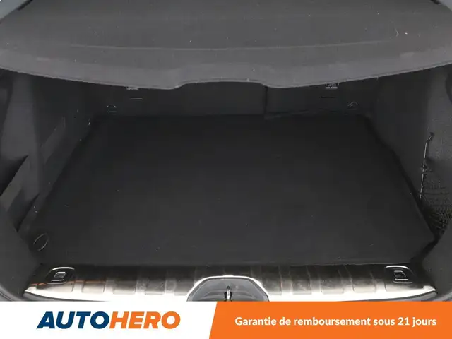 Peugeot 2008 view 16