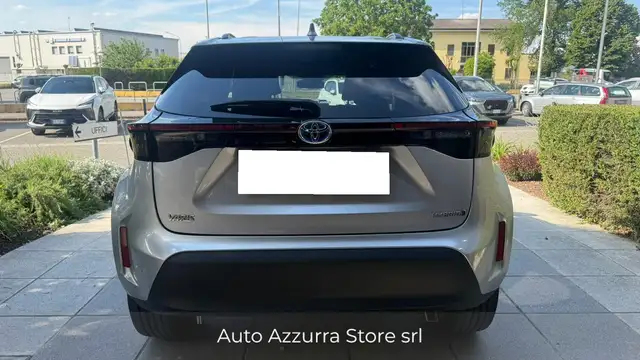 Toyota Yaris Cross view 4