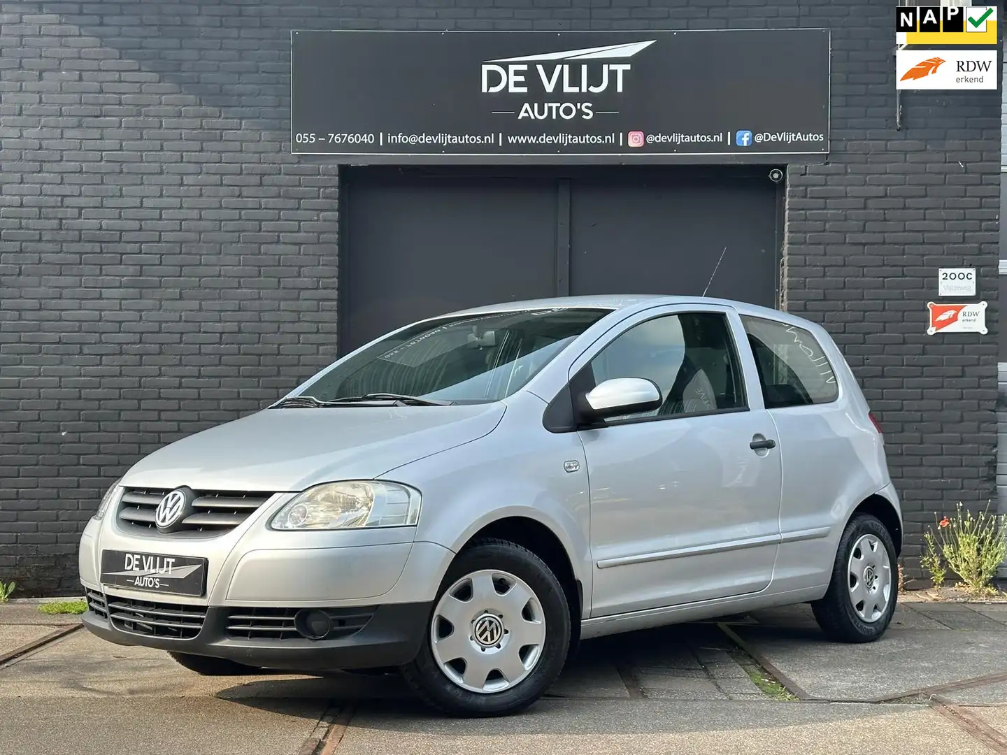Volkswagen Fox 1.4 Trend | Trekhaak | Elek Raam | Pioneer CD | Ce Grijs - 1