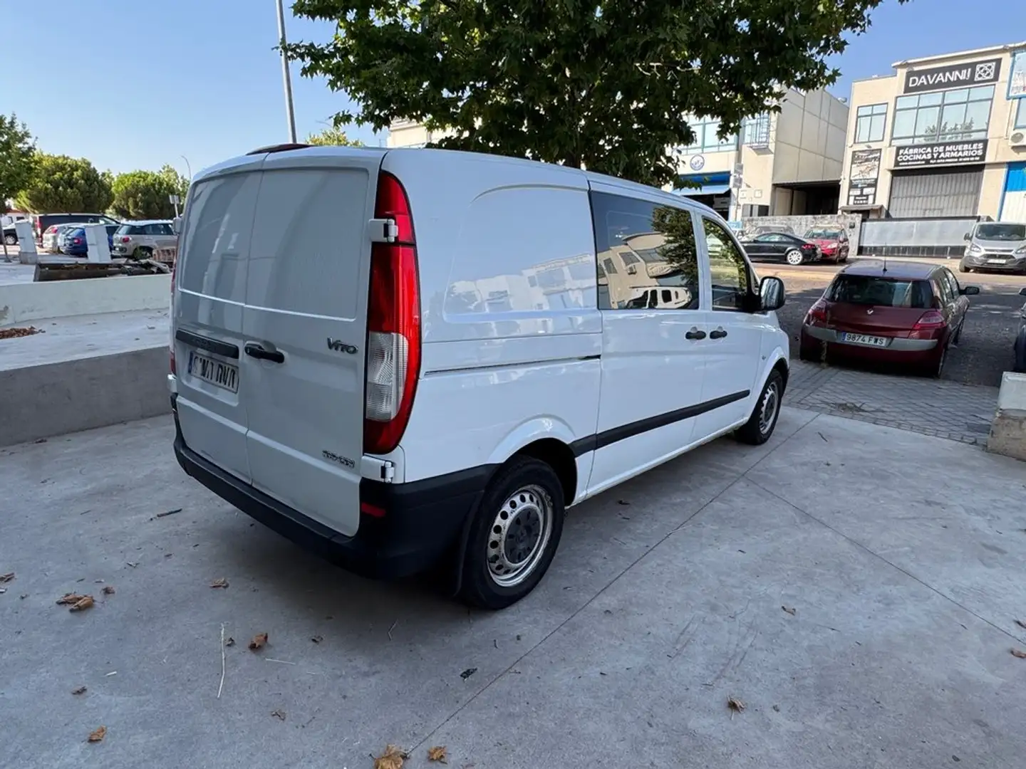Mercedes-Benz Vito 109 CDI Combi Larga Blanco - 2