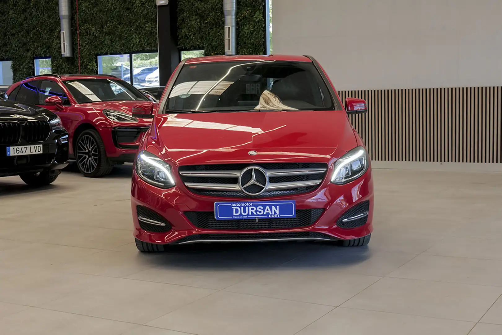 Mercedes-Benz B 180 180d - 2