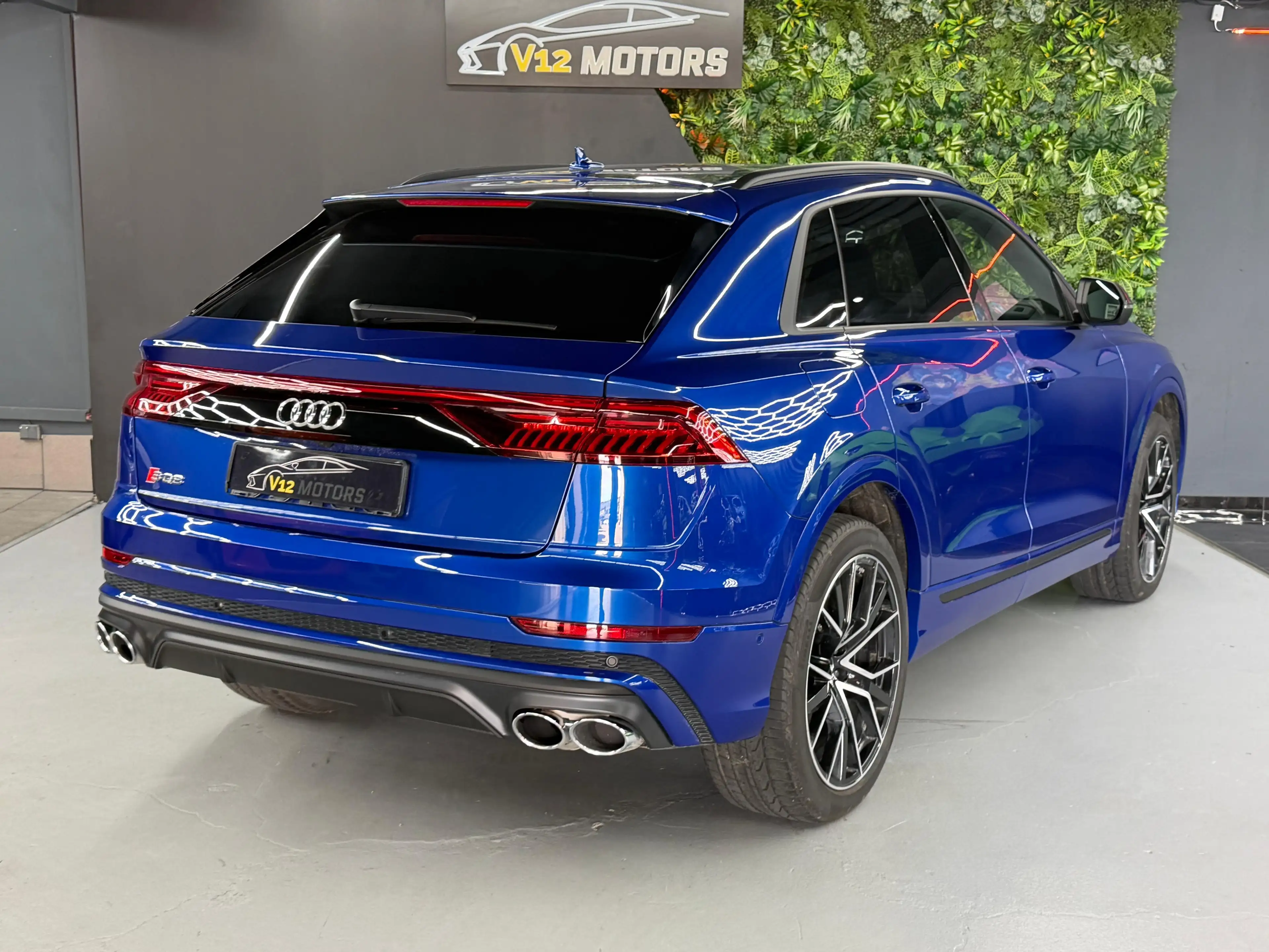 Audi SQ8 TDI V8 Exclusive Keramik B&O *** 19.000kms* — photo 4