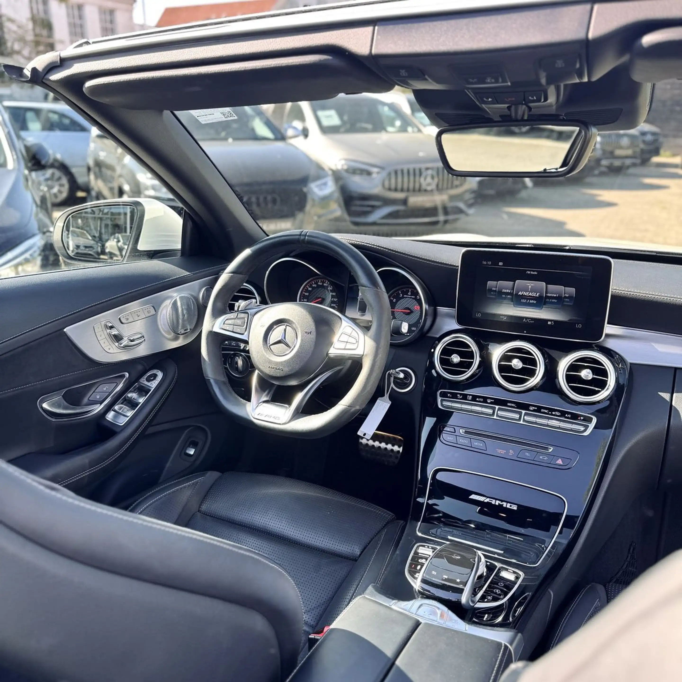 Mercedes-Benz C 63 AMG S CABRIO/DISTRO+/RÜCKFAHRK/SITZKLIMA/ — photo 15