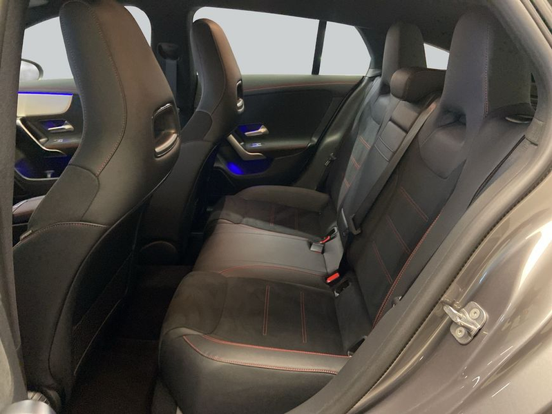 Mercedes-Benz CLA 180 CLA — photo 12