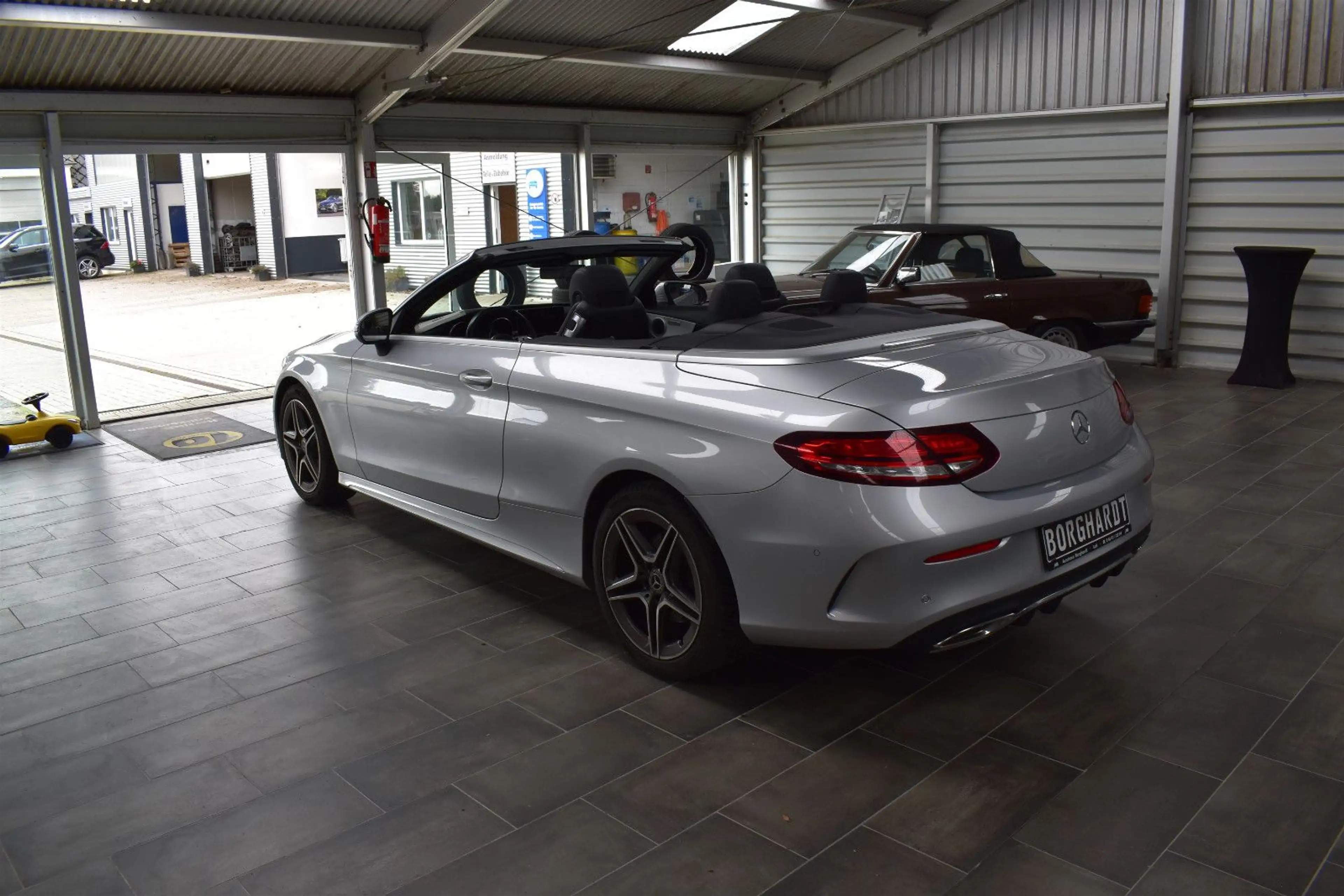 Mercedes-Benz C 180 AMG AUTOMATIK — photo 10