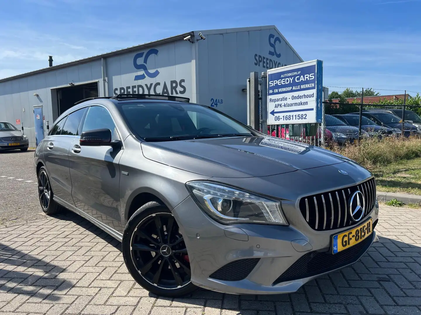 Mercedes-Benz CLA 220 Shooting Brake CDI Ambition 2015 Automaat Grijs - 1
