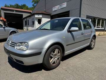 Golf IV 2.0 Comfortline ohne Tüv 3.Hd Klima Glasschiebedach Scheckheft