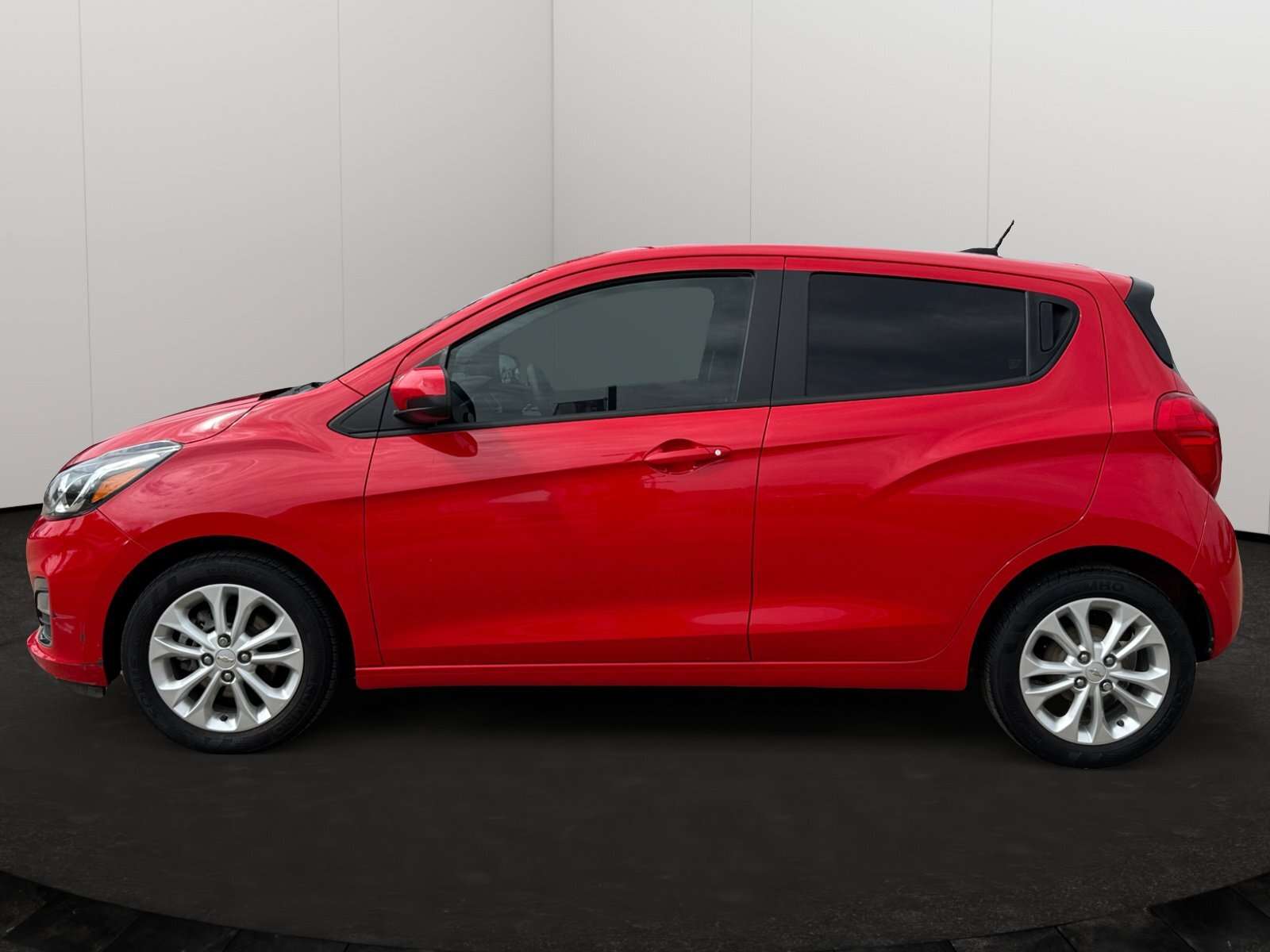 2021 Chevrolet Spark 1LT | 7 Inch Touchscreen | Apple CarPlay | Android — снимка 1