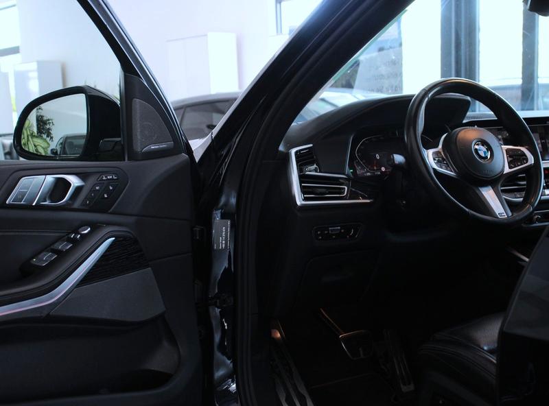 BMW X7 xDrive40d M Sport (G07) *LASER*PANO*StHz*AHK — photo 9