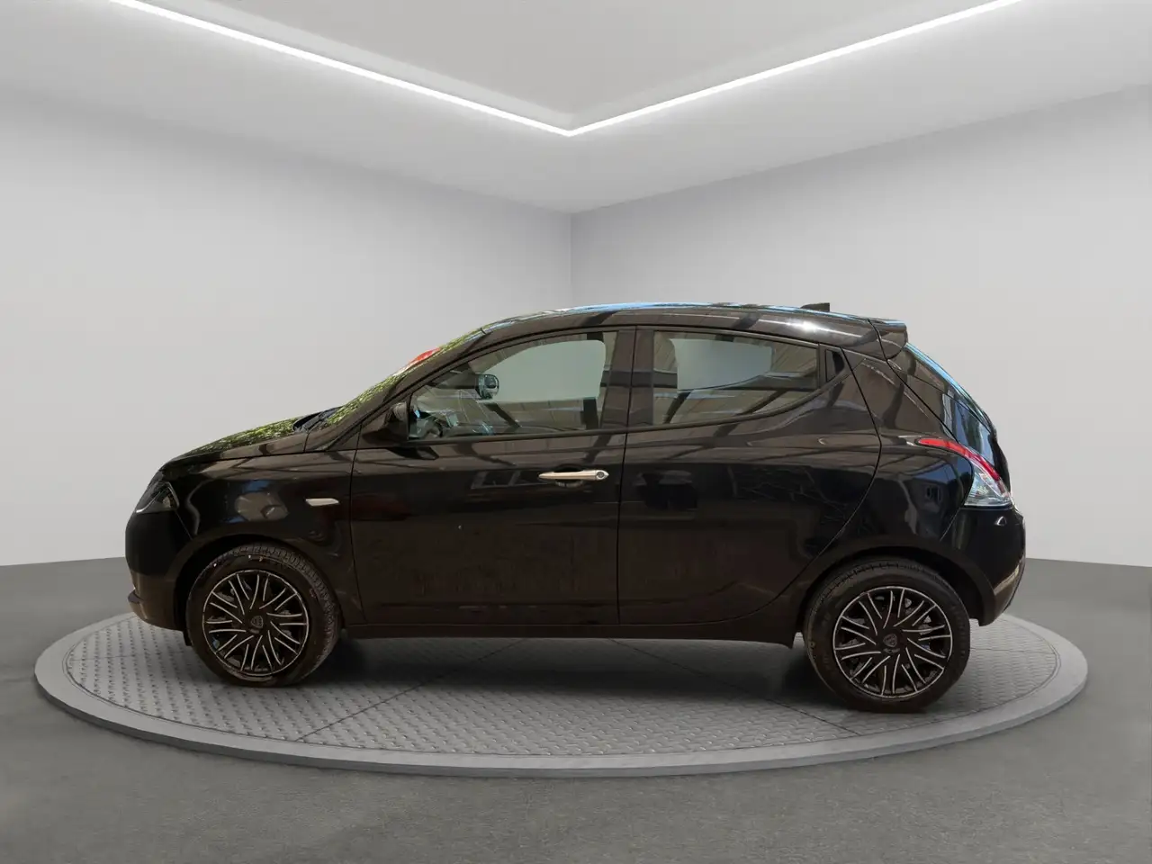 Lancia Ypsilon 2022