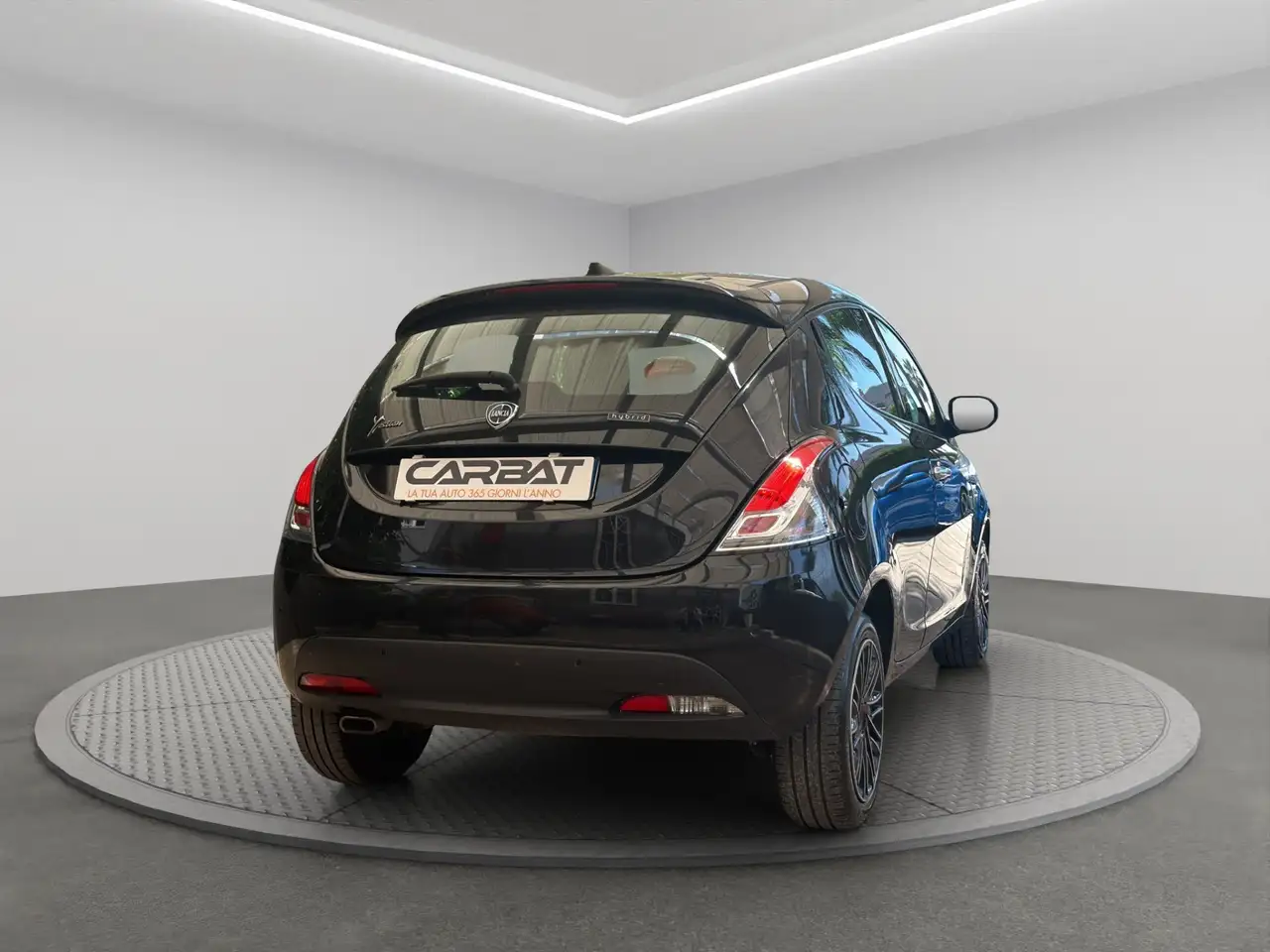 Lancia Ypsilon 2022 — фото 8