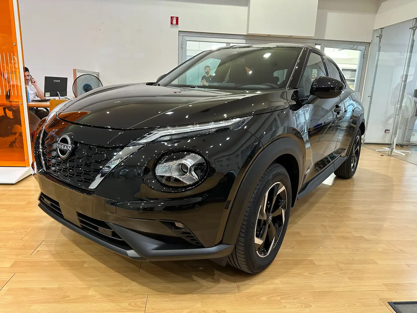 Nissan Juke N-Connecta PREZZO CON FINANZIAMENTO Nero - 1