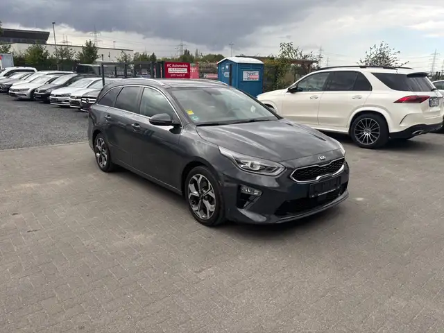 Kia Ceed SW / cee'd SW Ceed Sportswagon Platinum Edition