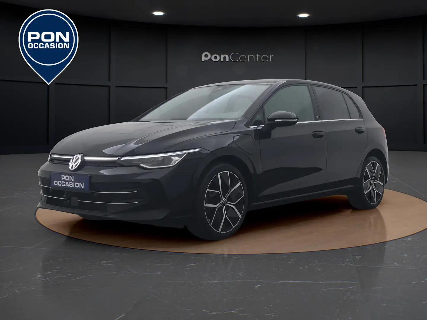 Volkswagen Golf 1.5 eHybrid 50 Edition | Carplay | Camera | Stoelv Noir - 1