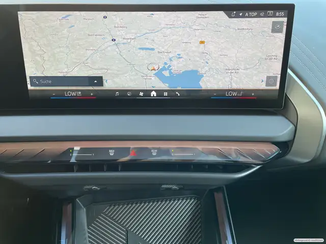 BMW X3 view 8