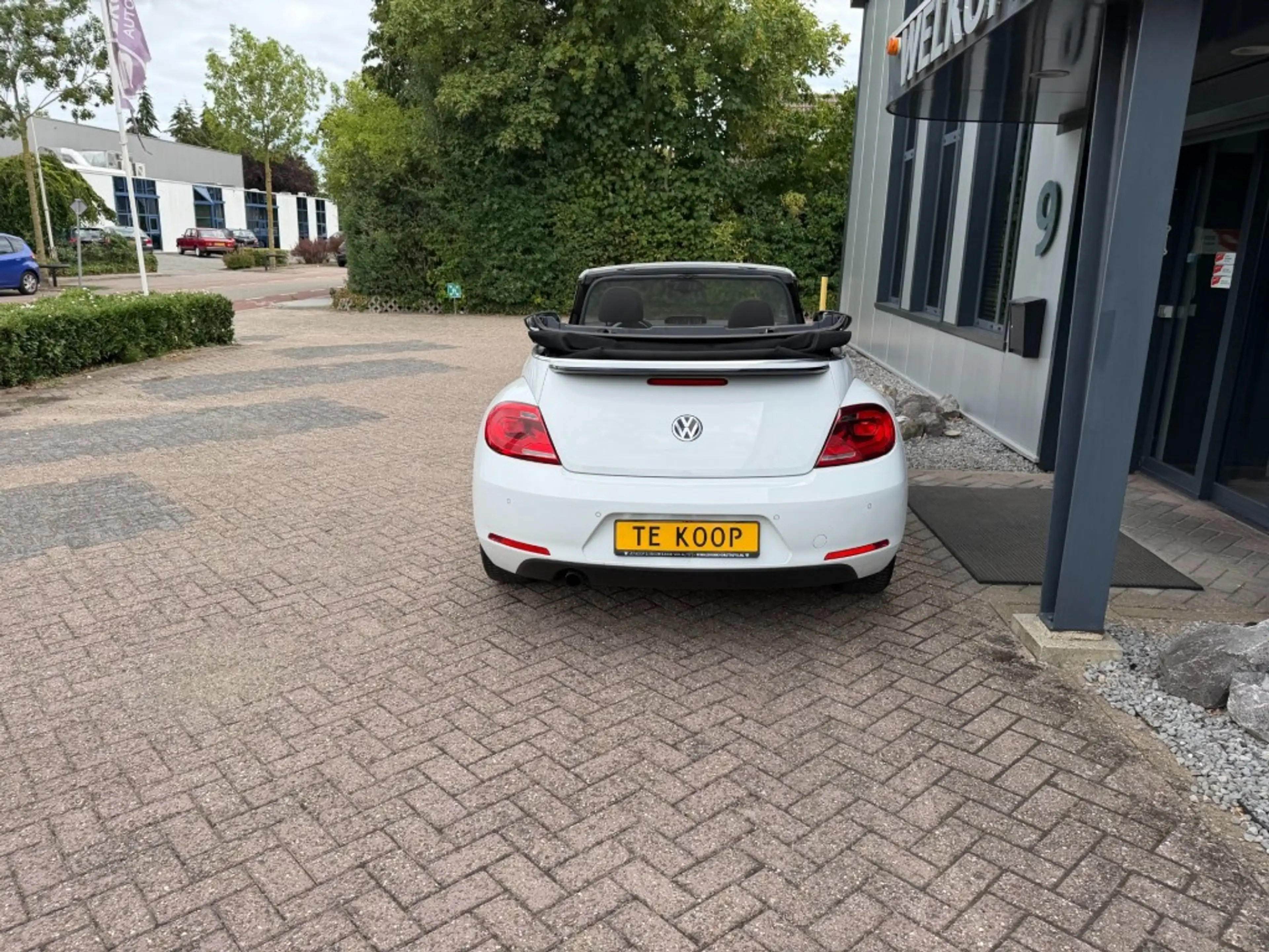 Volkswagen Beetle Cabriolet 1.2 TSI Club 105PK Navi, PDC, Climatcntr — photo 4
