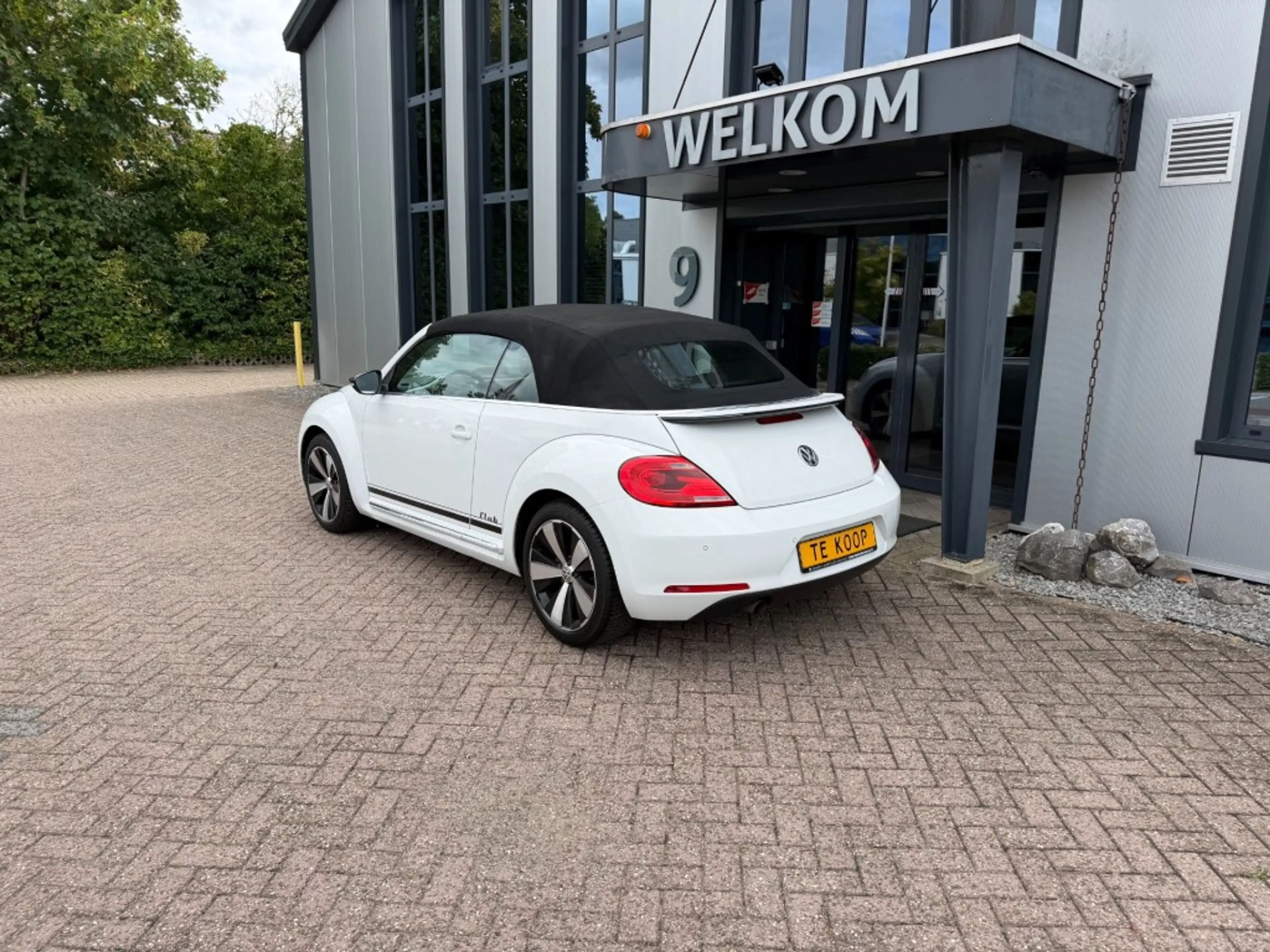 Volkswagen Beetle Cabriolet 1.2 TSI Club 105PK Navi, PDC, Climatcntr — photo 7
