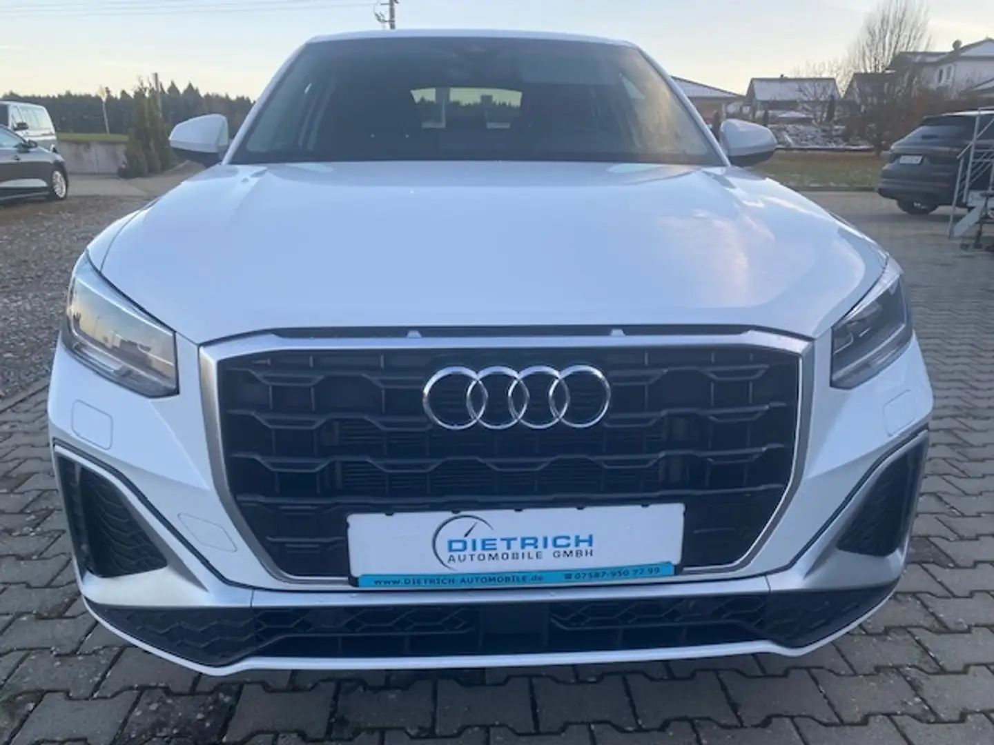 Audi Q2 35 TFSI S line DSG PDC SHZ ALU LED Wit - 2