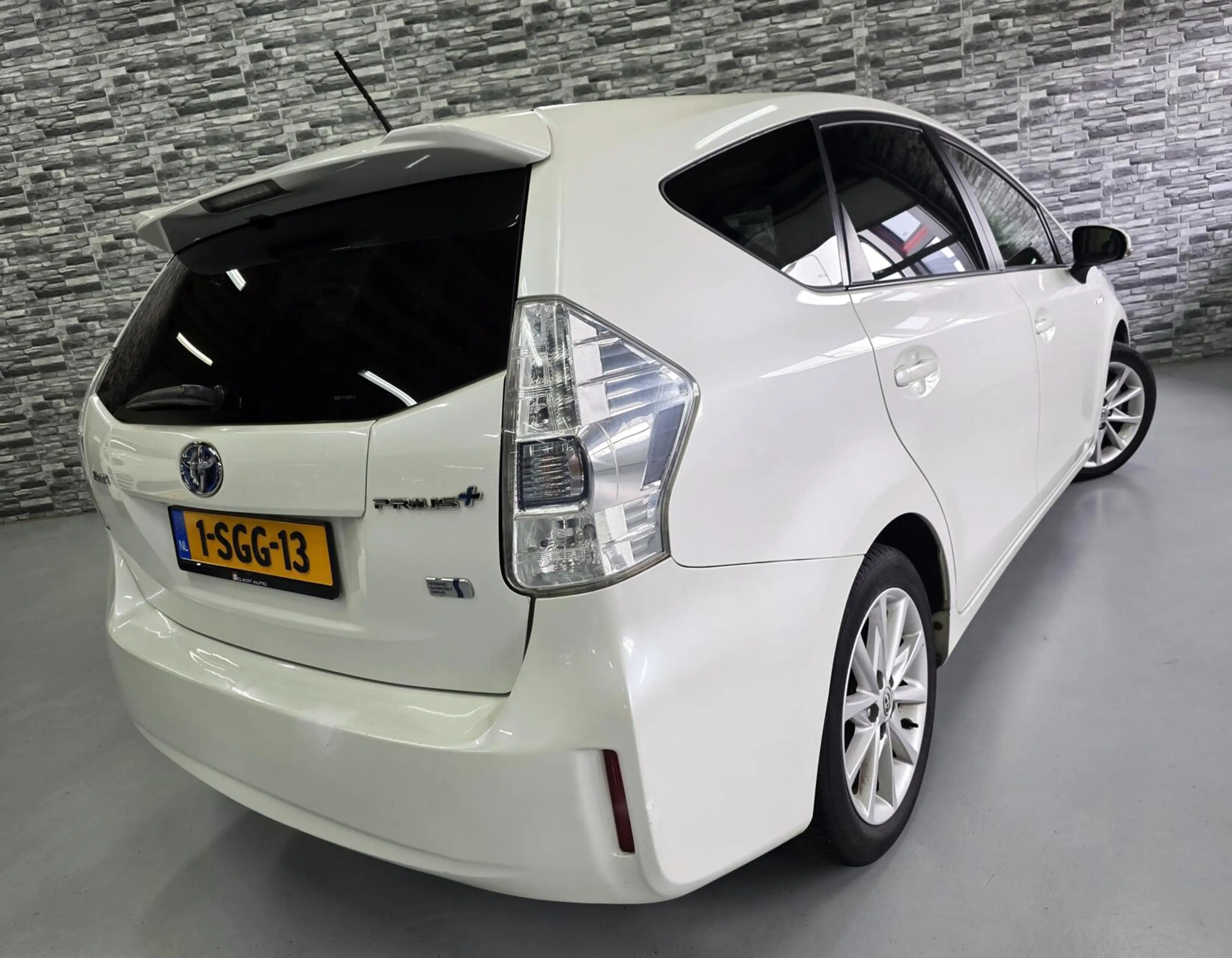 Toyota Prius+ Prius Wagon 1.8 Aspiration 96g*HeadUp*Camera*Panod — photo 2