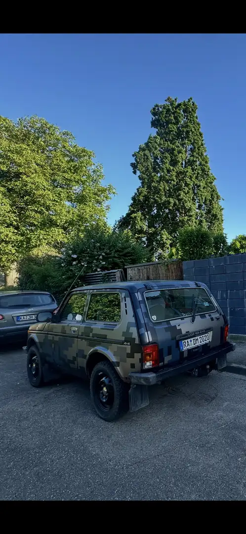 Lada Niva 1.7i Only - 2