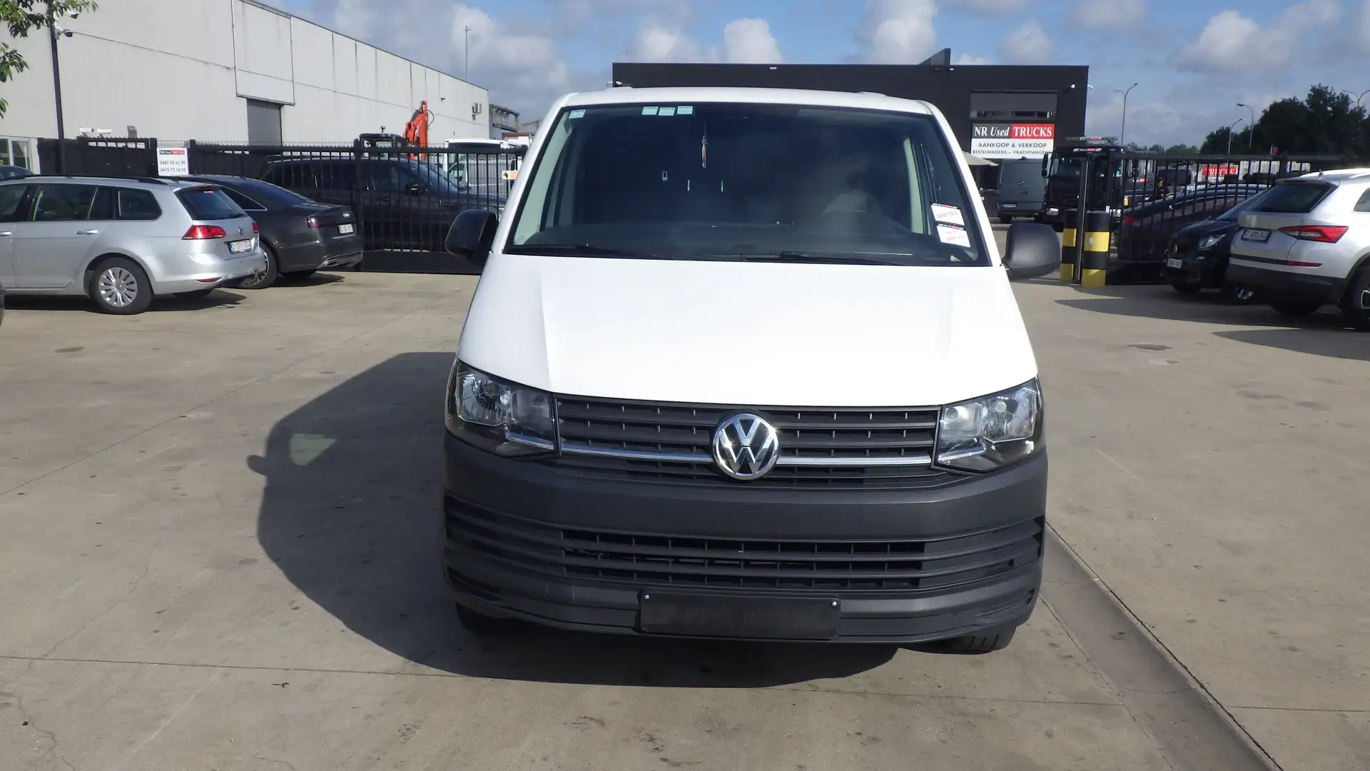 Volkswagen T7 Transporter (Stock ID 34643) Blanc - 2