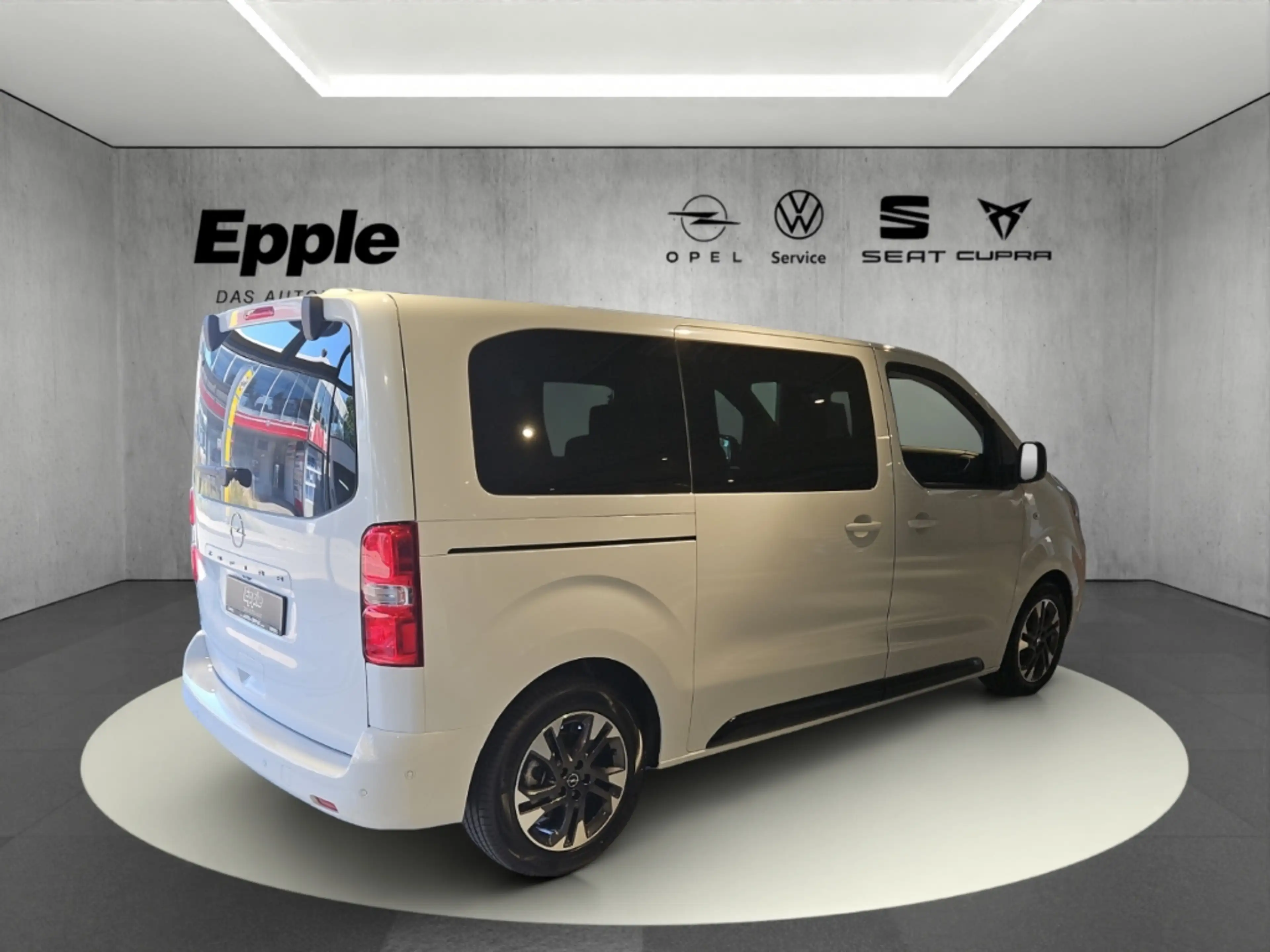 Opel Zafira Life GS StandHZG AHK-abnehmbar Panorama Navi Leder — photo 7