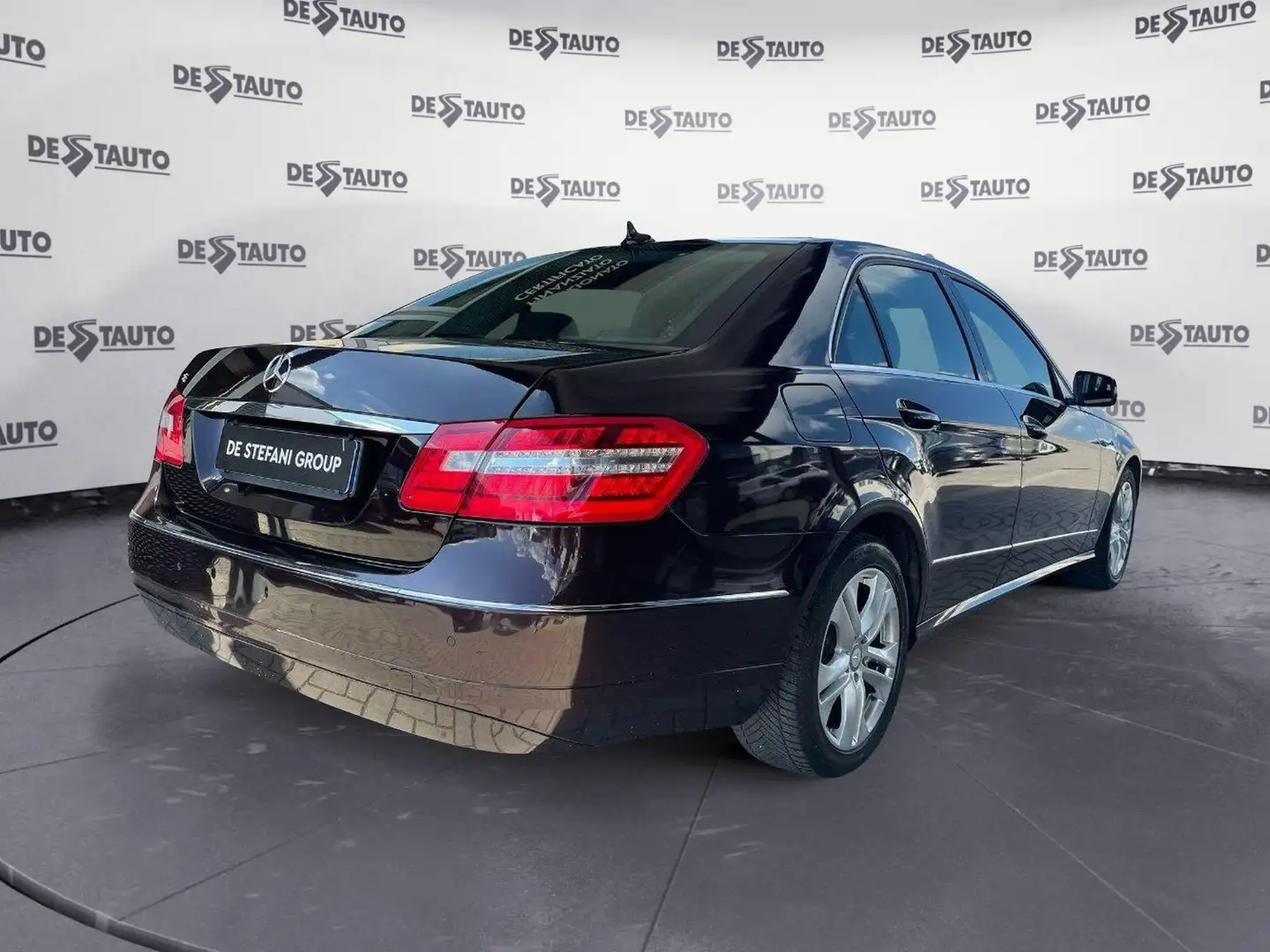 Mercedes-Benz E 200 E 200 CDI be Automatic Elegance - 2