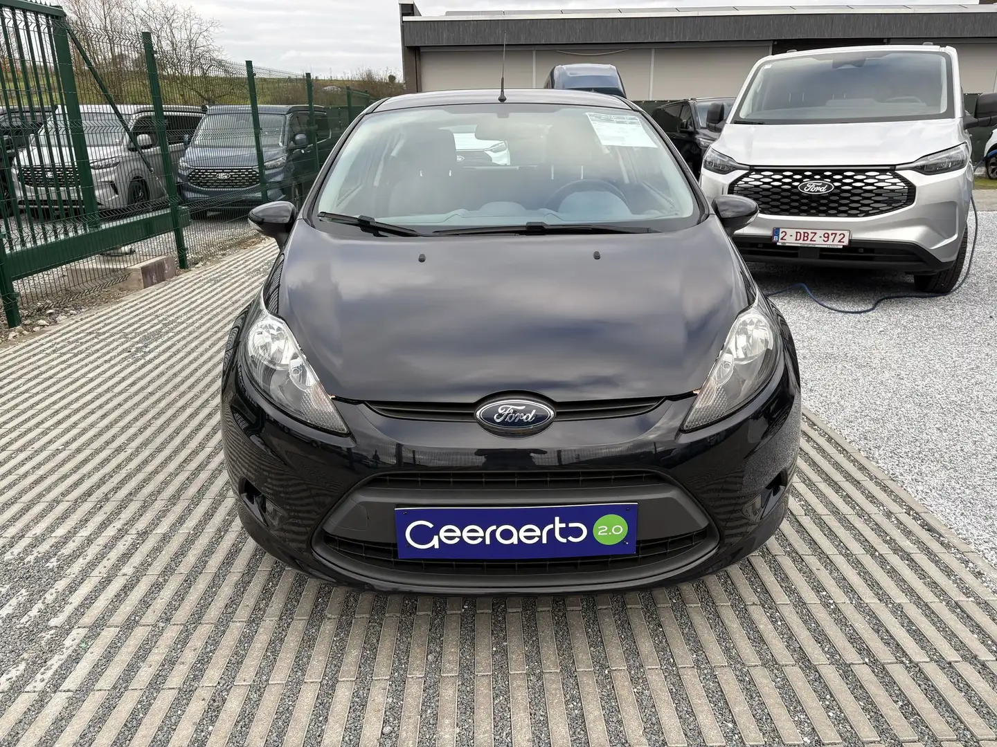 Ford Fiesta Trend Zwart - 2