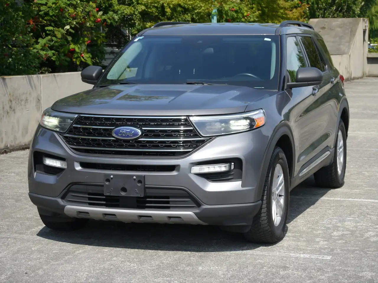 Ford Explorer photo Ford Explorer