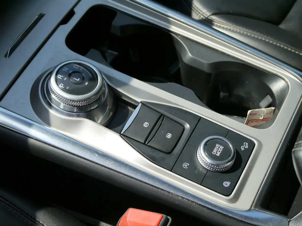 Ford Explorer photo Ford Explorer