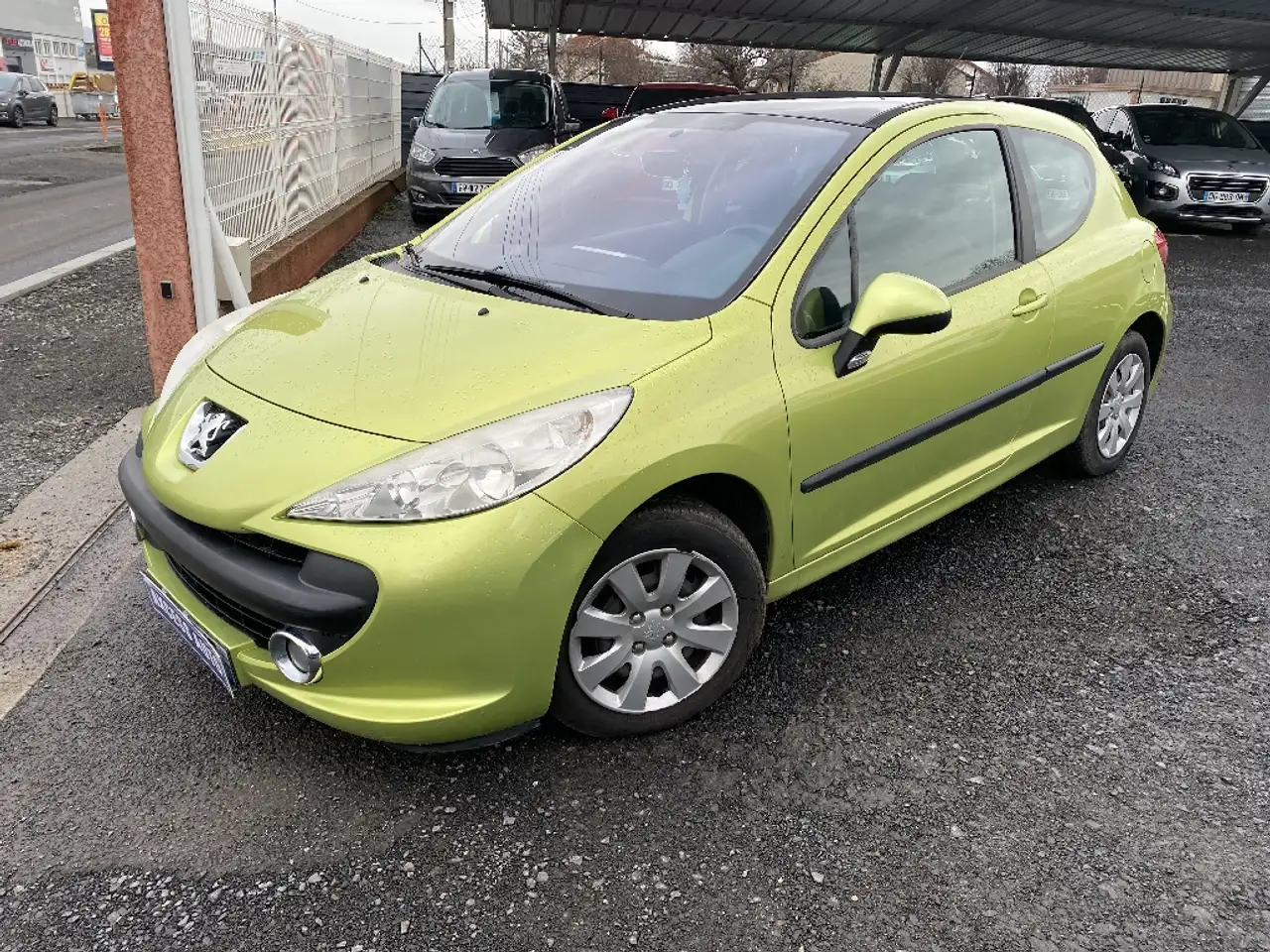 Peugeot 207 1.4e 16v 90ch