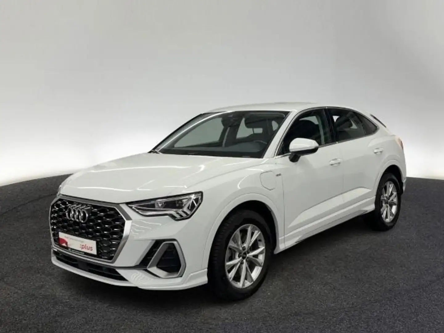 Audi Q3 S line 45 e S tr. VIRTUAL LE Weiß - 2