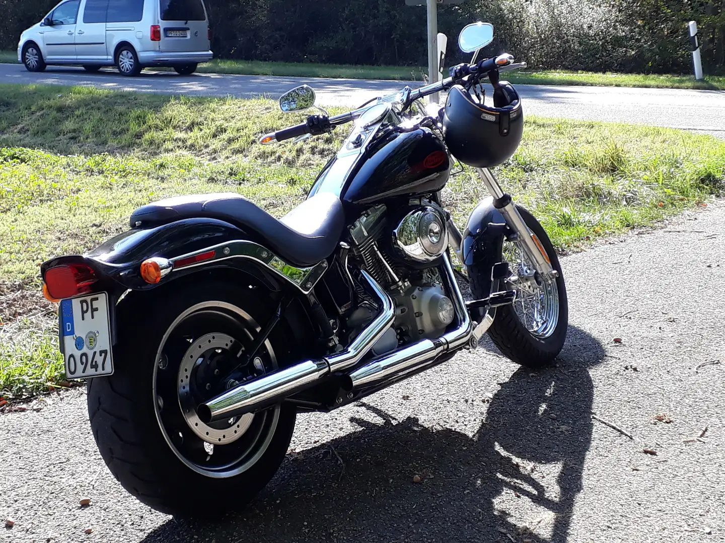 Harley-Davidson Softail Standard FXST - 1