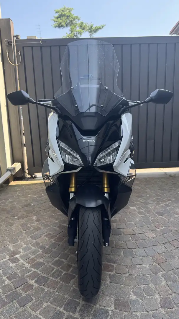 Honda Forza 750 travel - 1